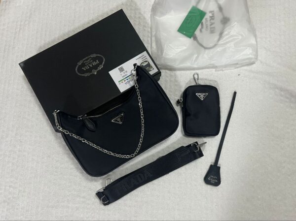 PRADA Shoulder Bag - Image 5